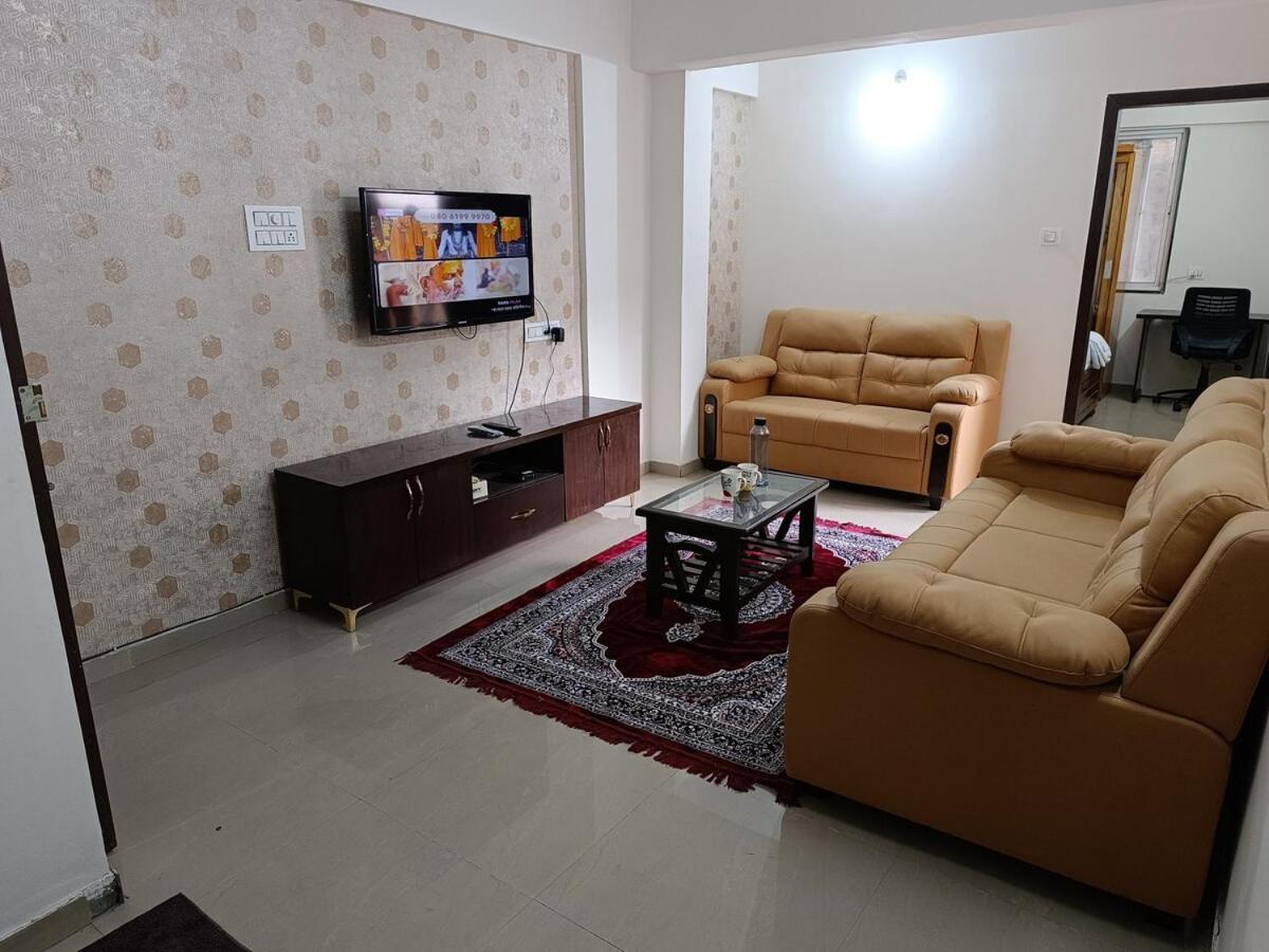 1bhk Service 19 *