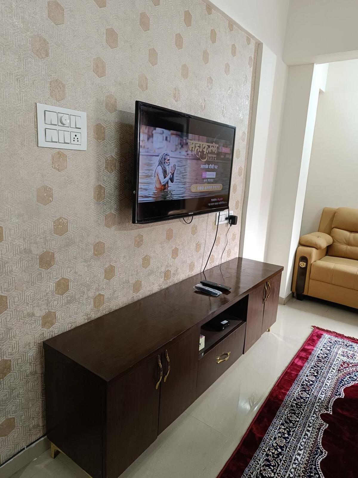 1bhk Service 19 *