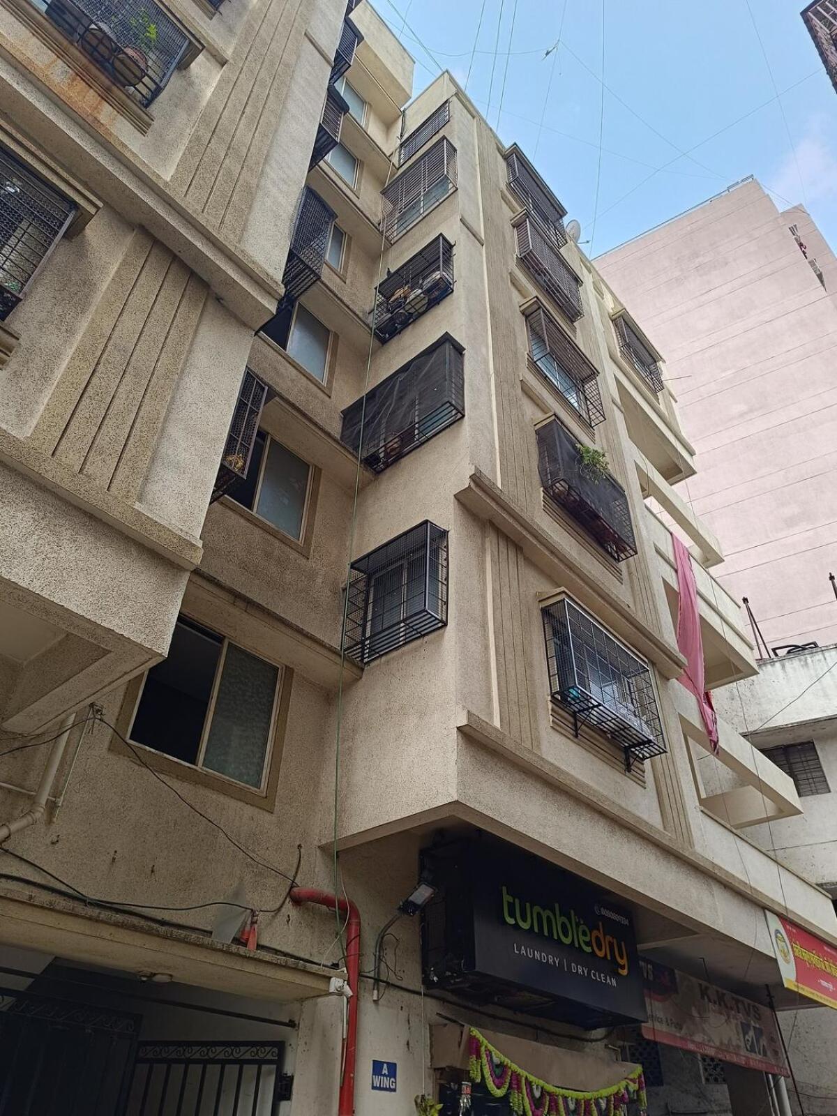 1bhk Service 19 Apartment *